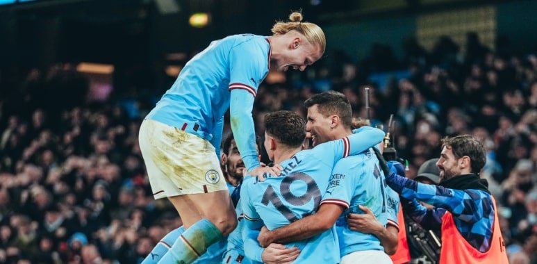 Man City knock Arsenal out of FA Cup