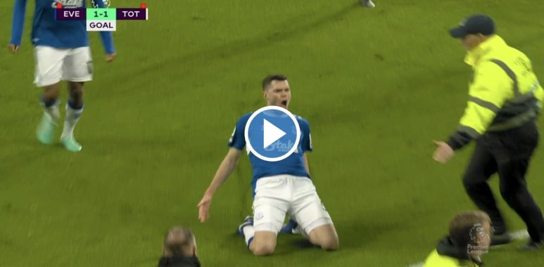 Video: A brilliant goal by Michael Keane to stun Tottenham in the last minute