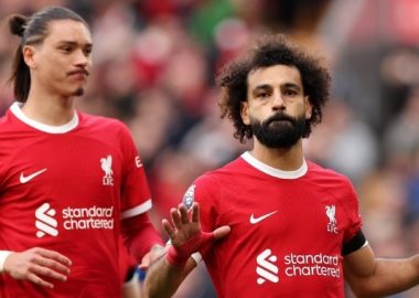 Salah Shines as Liverpool Triumph Over 10-Man Everton to Claim the Top Spot